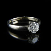 Kép 1/2 - 14 karátos fehérarany eljegyzési gyűrű gyémánt kővel