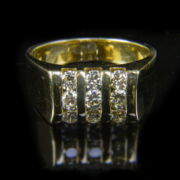 Kép 2/2 - Férfi pecsétgyűrű 9 briliáns kővel