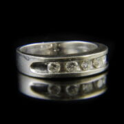 Kép 1/2 - Alliance fazonú fehérarany gyűrű briliáns csiszolású gyémántokkal (0.50 ct)