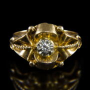 Kép 2/2 - Szoliter fazonú gyémántköves női gyűrű