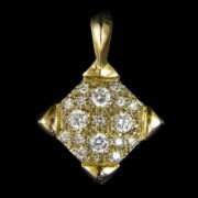 Kép 1/2 - Gyémánt köves arany medál 
