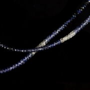 Kép 2/2 - Dupla soros zafír gyöngysor ezüst csattal