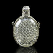 Kép 2/2 - Ezüst keretezett parfümös üveg