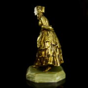 Kép 4/4 - Van der Straeten fiatal hölgy bronz szobra