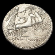 Kép 2/2 - Római Köztársaság kori ezüst denár - L. Iulius Bursio (Kr.e. 85)