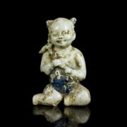 Kép 2/2 - Kínai mázas porcelán figura lótuszvirággal