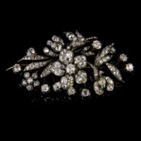 ANTIQUE JEWELLERY SELECTION