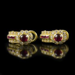 Picture 4/8 -Ruby-diamond golden jewellery set