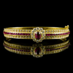 Picture 7/8 -Ruby-diamond golden jewellery set