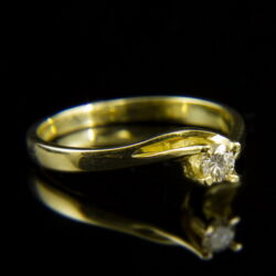 Picture 1/2 -14 K gold engagement ring with brilliant-cut diamond (0.18 ct)