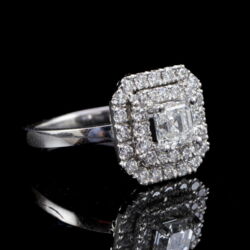 Picture 1/5 -Rosetta-style diamond ring