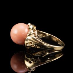 Picture 4/5 -Women's gold ring with peach blossom-colored coral pearl