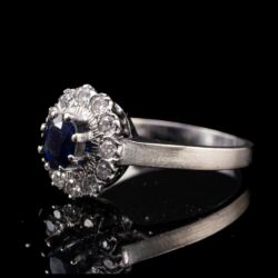 Picture 5/5 -Rozetta fazonú női gyűrű zafírral és gyémántokkal