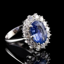 Picture 1/5 -Ceyloni zafír gyűrű gyémántokkal