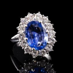 Picture 2/5 -Ceyloni zafír gyűrű gyémántokkal