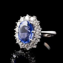 Picture 3/5 -Ceyloni zafír gyűrű gyémántokkal