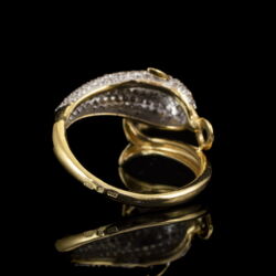 Picture 5/5 -Gold ring in the shape of a dolphin, studded with zirconias