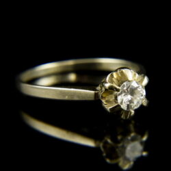 Kép 1/2 - 18 karátos fehérarany eljegyzési gyűrű briliáns csiszolású gyémánt kővel (0.35 ct)