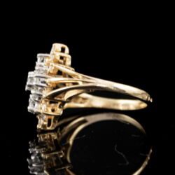 Picture 4/5 -Navett formájú gyúrú gyémánt kövekkel