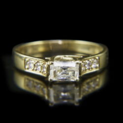 Kép 2/5 - Szoliter jellegű gyémánt gyűrű