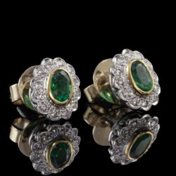 Picture 1/4 -Rosette-style emerald earrings with a pair of diamonds