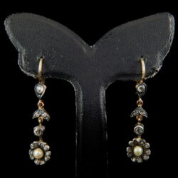 Picture 1/2 -Pair of earrings with pearls