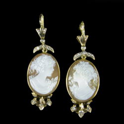 Picture 1/3 -Pair of cameo earrings