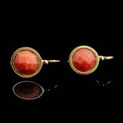 Picture 2/4 -Pair of earrings with coral stones