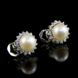 Picture 1/3 -White gold ear clips with pearls and zirconia