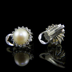 Picture 3/3 -White gold ear clips with pearls and zirconia