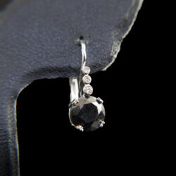 Kép 2/5 - Fülbevaló pár fekete gyémánttal és briliánsokkal
