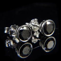 Picture 1/4 -Pair of gold stud earrings with black diamonds