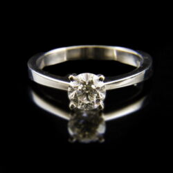 Picture 2/2 -18 K white gold engagement ring with a brilliant-cut diamond