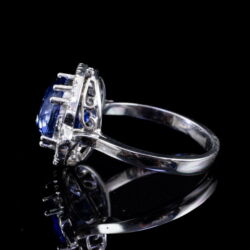 Picture 4/5 -Ring with sapphires and diamonds