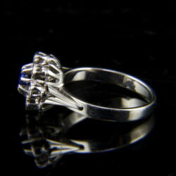 Picture 4/5 -Rosetta-style white gold ring with sapphires and diamonds