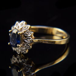 Kép 3/5 - Rozetta fazonú zafír gyémánt köves női gyűrű
