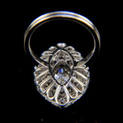 Kép 3/3 - Rozetta fazonú gyémánt gyűrű navett gyémánttal