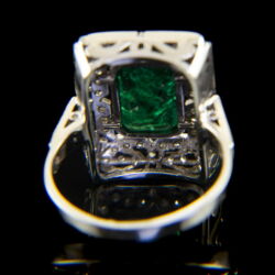 Kép 5/5 - Gyűrű smaragddal achtkant gyémántokkal