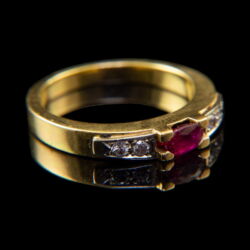 Kép 1/5 - Alliance fazonú rubin briliáns gyűrű