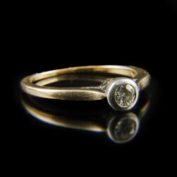 Kép 1/2 - Arany eljegyzési gyűrű régi csiszolású gyémánt kővel (0.20 ct)