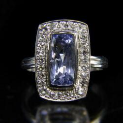 Kép 2/2 - Női fehérarany gyűrű zafír és gyémánt kövekkel