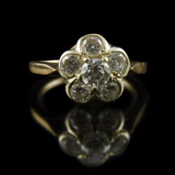 Kép 2/2 - Rozetta fazonú gyémánt köves arany gyűrű