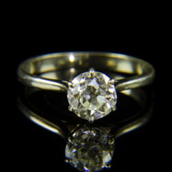 Picture 2/2 -18 K white gold solitaire ring with an old-cut diamond (1.25 ct)