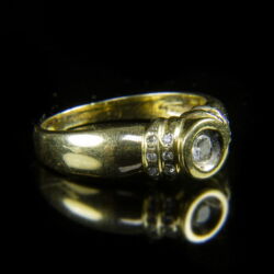 Kép 1/2 - Szoliter fazonú bouton gyémánt gyűrű