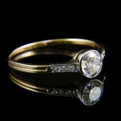 Kép 1/5 - Szoliter fazonú gyémánt köves arany gyűrű