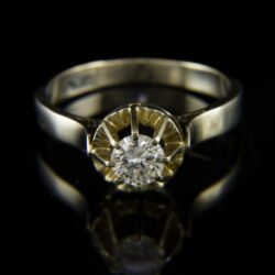 Picture 2/2 -White gold solitaire-style ring with a brilliant-cut diamond (0.40 ct)