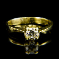 Kép 2/2 - 14 karátos arany szoliter gyűrű briliáns csiszolású gyémánt kővel (0.40 ct)