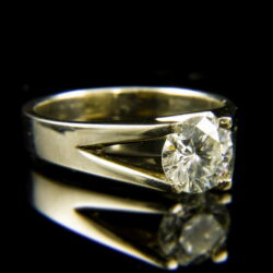 Kép 1/2 - 14 karátos fehérarany szoliter gyűrű briliáns csiszolású gyémánt kővel (1.72 ct)
