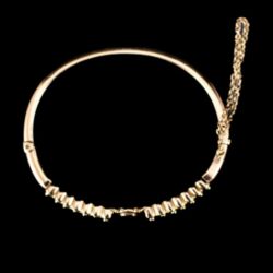Picture 5/5 -Gold choker with synthetic ruby