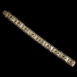 Picture 3/3 -Arany karkötő vésett lapokból